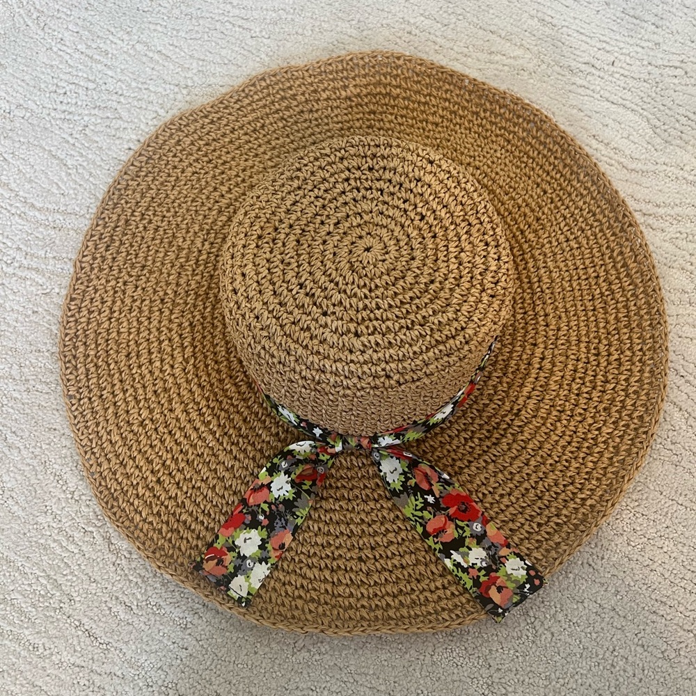 👒Cracker Barrel Straw Hat with Floral Ribbon👒